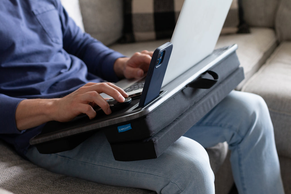 Lap Desks for Gamers: Enhancing Your Gaming Experience
