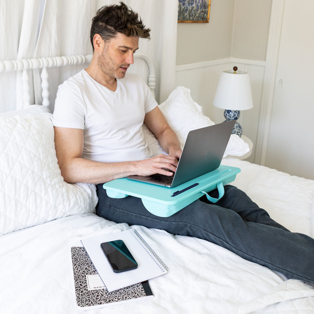 Lap Desks for 17-Inch Laptops – LapGear®